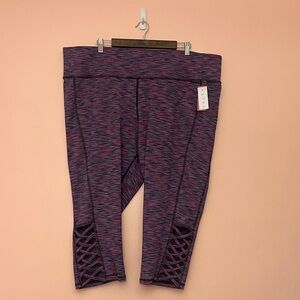 NWT Livi Active Lane Bryant 26/28 Multicolor Lace Up Active Capri Leggings